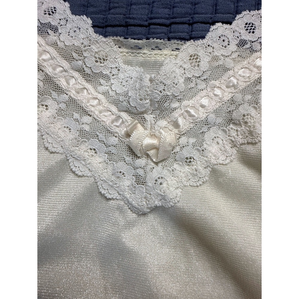 Baby Doll Ivory Satin Lace Trim Camisole Adjustable Strap V-Neck Bow Detail Top - Picture 2 of 7